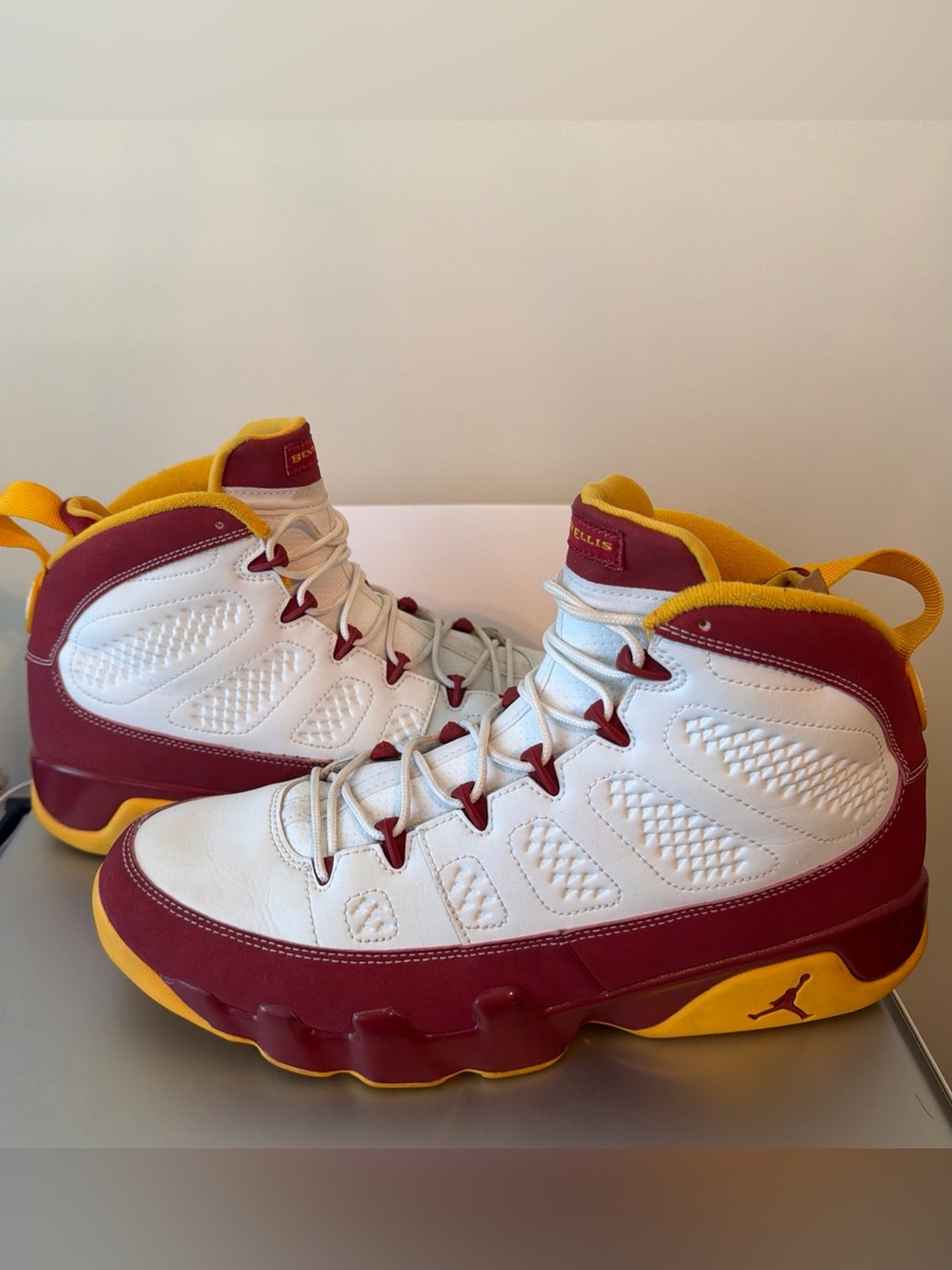 AIR JORDAN 9 IX RETRO USED SIZE 11 MENS Shoe BENTLEY ELLIS  CRAWFISH 302370 140